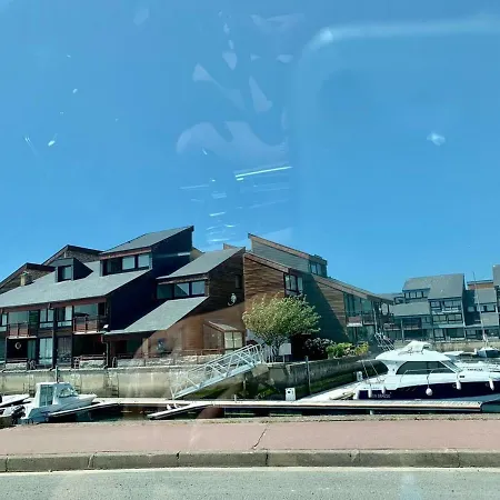 Apartment Marina